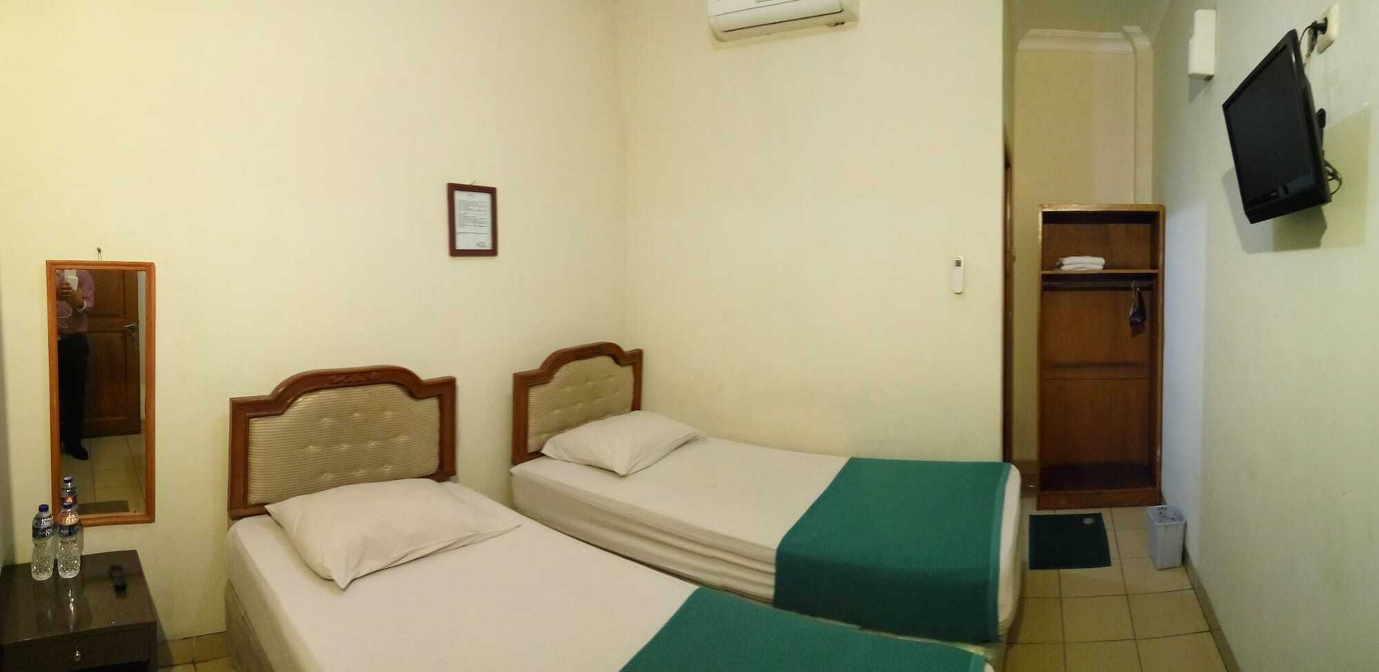 Astria Graha Hotel Bandung Exterior photo